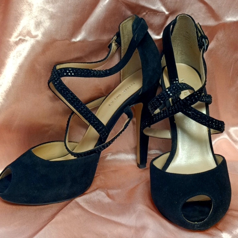 Nine West black heels size 7